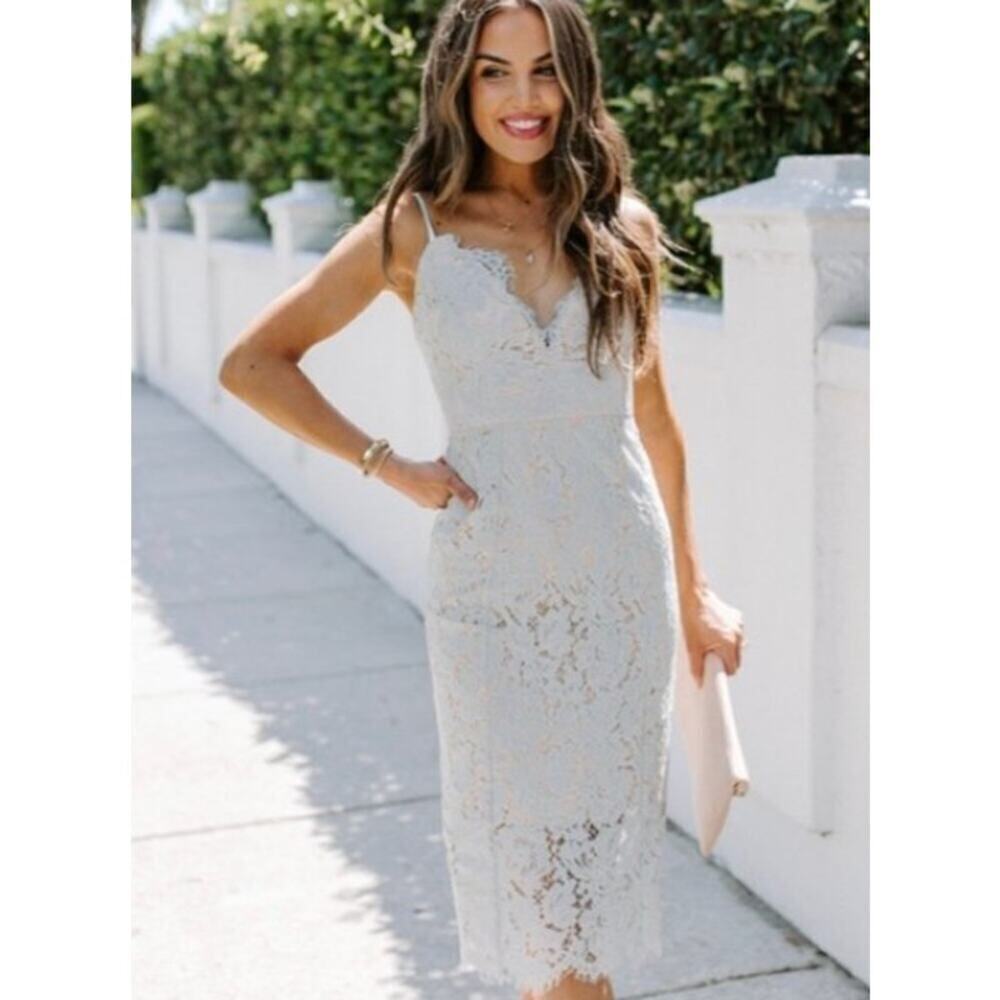 Layered with Love Sheath Dress Women's Small Mint Green Lace V-Neck Sleeveless